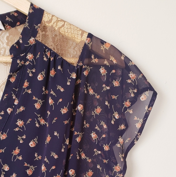 Lush Floral Lace Dress - Picture 3 of 5